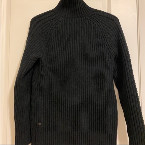 Lululemon Cozy Calling Sweater - Picture 4 of 5